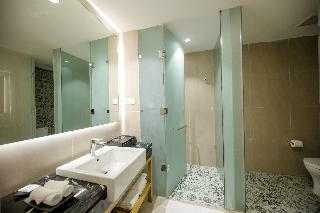 Quinter Central Hotel