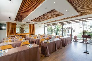 Le's Cham Hotel