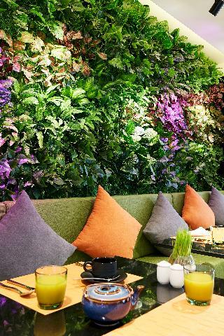 Zazz Urban Ho Chi Minh Hotel