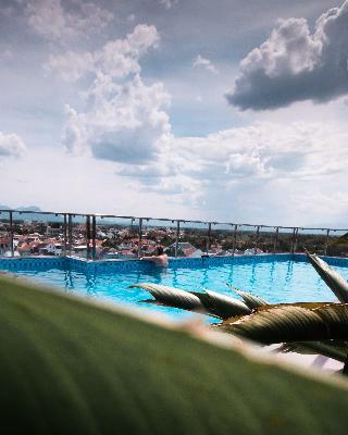 Uptown Hoi An Hotel