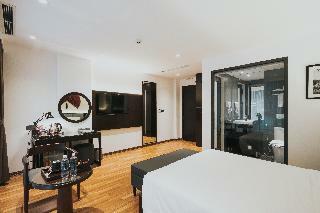 Aha Commencer Hotel Hanoi