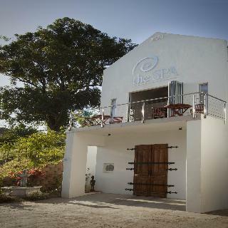 Hotel Val Du Charron Wine & Olive Estate Coach House&spa
