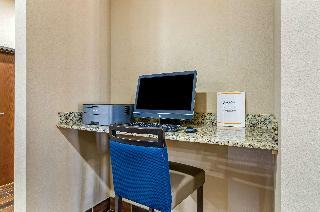 Hotel Comfort Inn & Suites