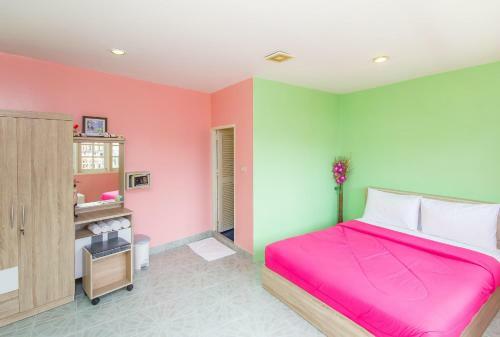 Hostal Aree's House