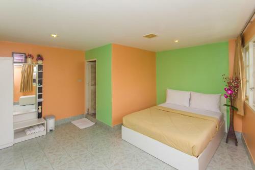 Hostal Aree's House