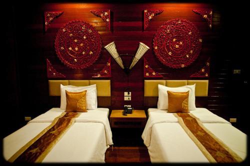 Hotel Ruenkanok Thaihouse Resort