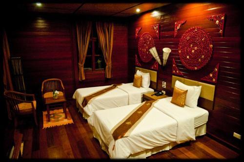 Hotel Ruenkanok Thaihouse Resort