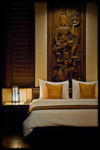 Hotel Ruenkanok Thaihouse Resort