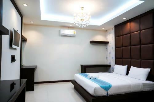 Hotel Roses Huahin