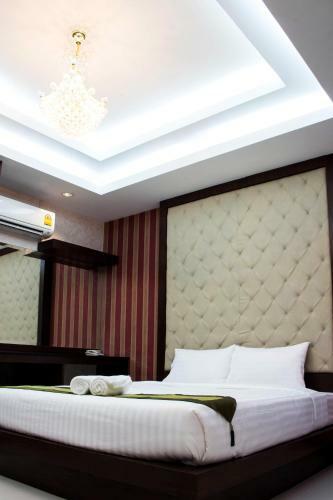 Hotel Roses Huahin
