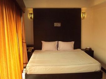 Hotel Royal Express Hua Hin By Compass Hospitality