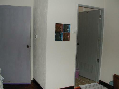 Hostal Hua Hin Tour Guesthouse