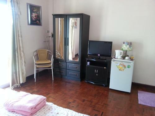 Hostal Hua Hin Tour Guesthouse