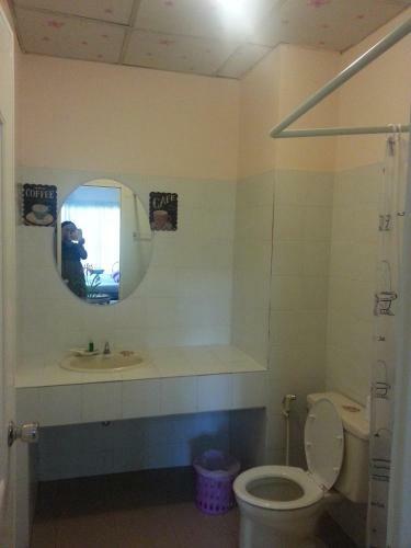 Hostal Hua Hin Tour Guesthouse