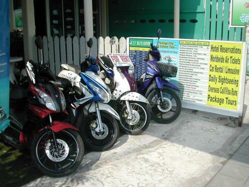 Hostal Hua Hin Tour Guesthouse