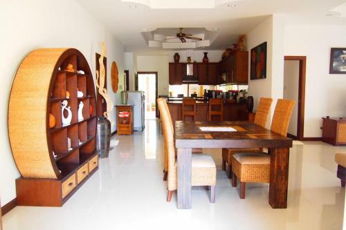 Orchid Palm 2 Soi 102 Pool Villa