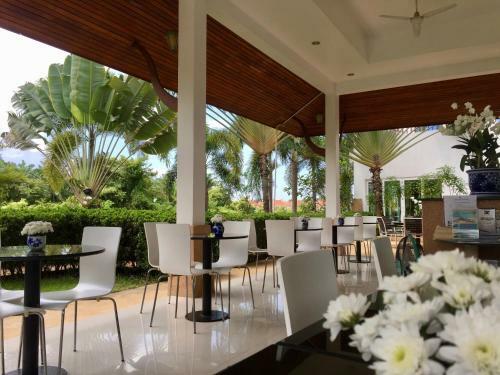 Aparthotel Nadivana Serviced Apartments