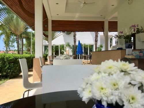 Aparthotel Nadivana Serviced Apartments