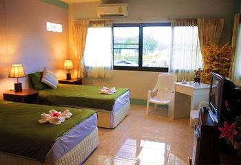 Hostal J Guesthouse