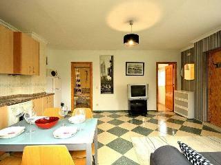 Apartment In Torremolinos - 103698