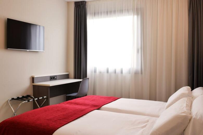 Hotel New Bilbao Airport