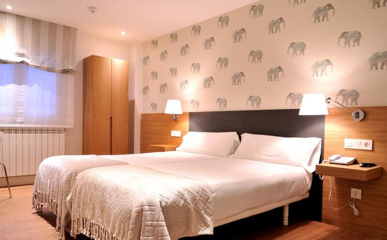 Denik� By Atalaia Hoteles