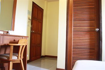 Albergue Amorn Mansion