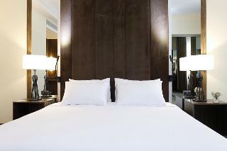 Louis Tavern Hotel