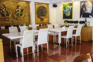 Hotel Villa Cha Cha Phraathit