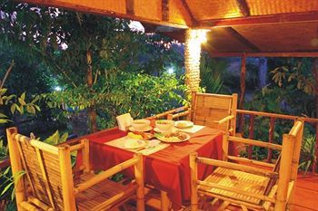 Bed & Breakfast Baan Po Ngam Resort
