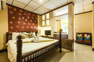 Hotel The Train Resort And Spa