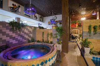 Hotel The Train Resort And Spa