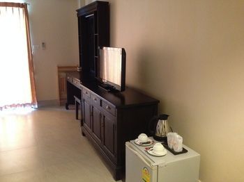 Rayong Lanna Hotel