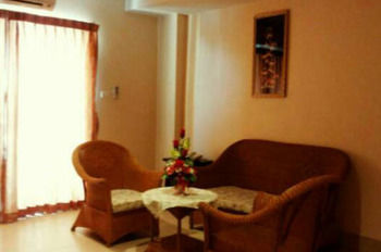 Rayong Lanna Hotel