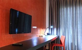 Hotel Hub De Leaf @ Rayong