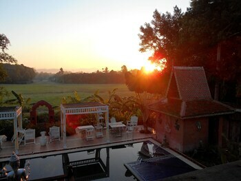 Hotel Lanna Saithong Resort