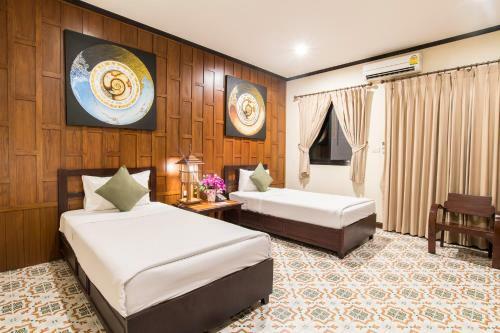 Hotel Horizon Village & Resort