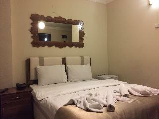 Grand Uzungol Hotel