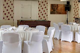 Best Western Deincourt Hotel