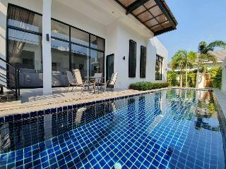 Villa We By Sirin Huahin
