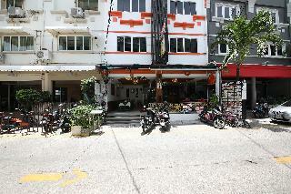 Hotel Oyo 126 Patong Station House