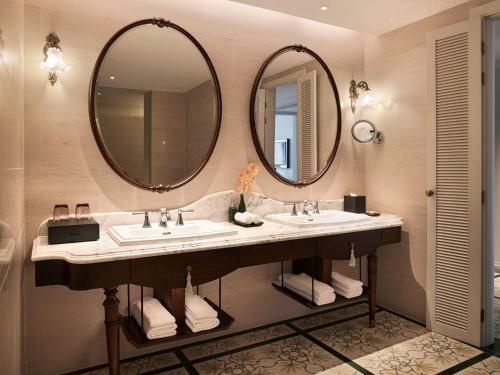 Hotel Perle D'orient Cat Ba - Mgallery