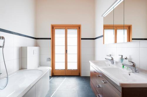 Apartment Alpenblume - Griwarent Ag