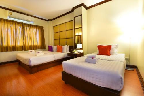 Hotel Grand Business Inn