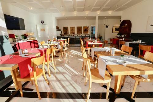 Hostal Hotel Garni Morettina