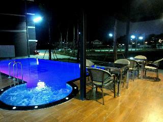 Hotel Life Grand Chiang Mai
