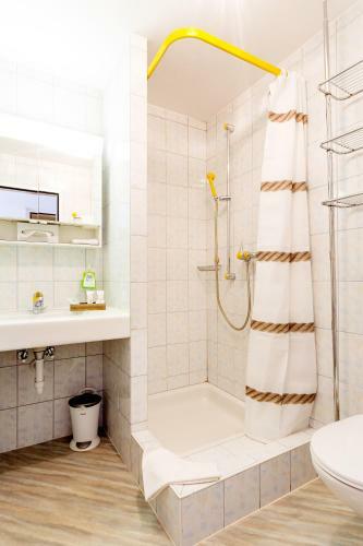 Hostal Hotel Pension S�som Surlej