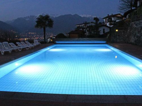 Apartamento Miralago 9