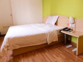 Hotel 7 Days Inn Shanghai Dabaishu Branch