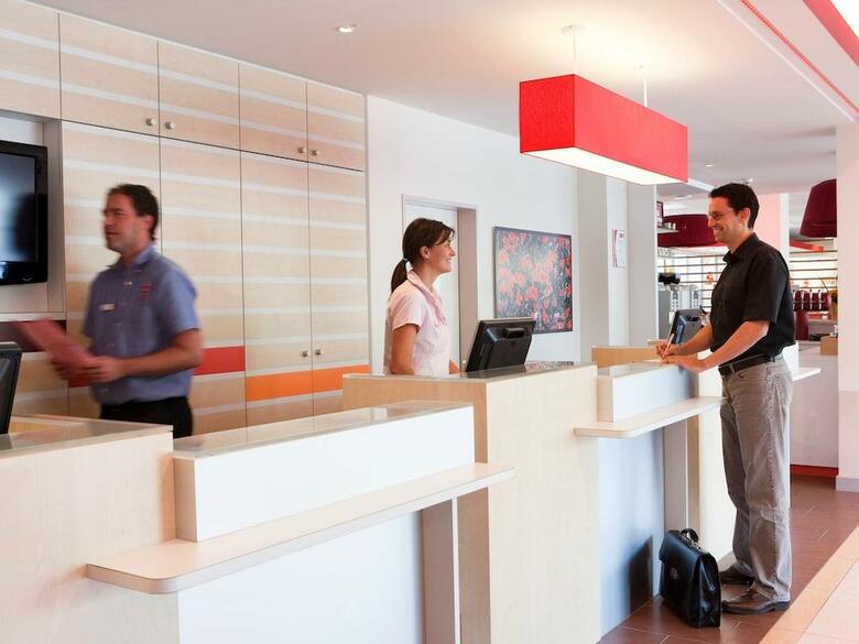 Hotel Ibis Z�rich Messe-airport